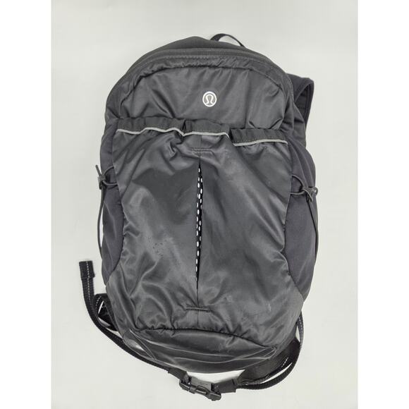 Lululemon "Run All Day" Black Backpack Zip Close Water Hydration Pocket With... - Picture 1 of 13